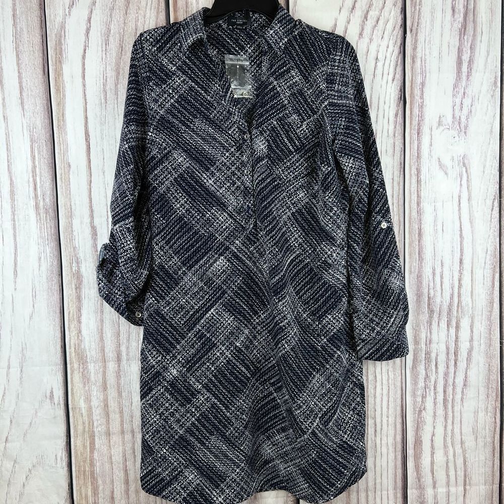 NWT The Limited Ashton dress navy white size medium